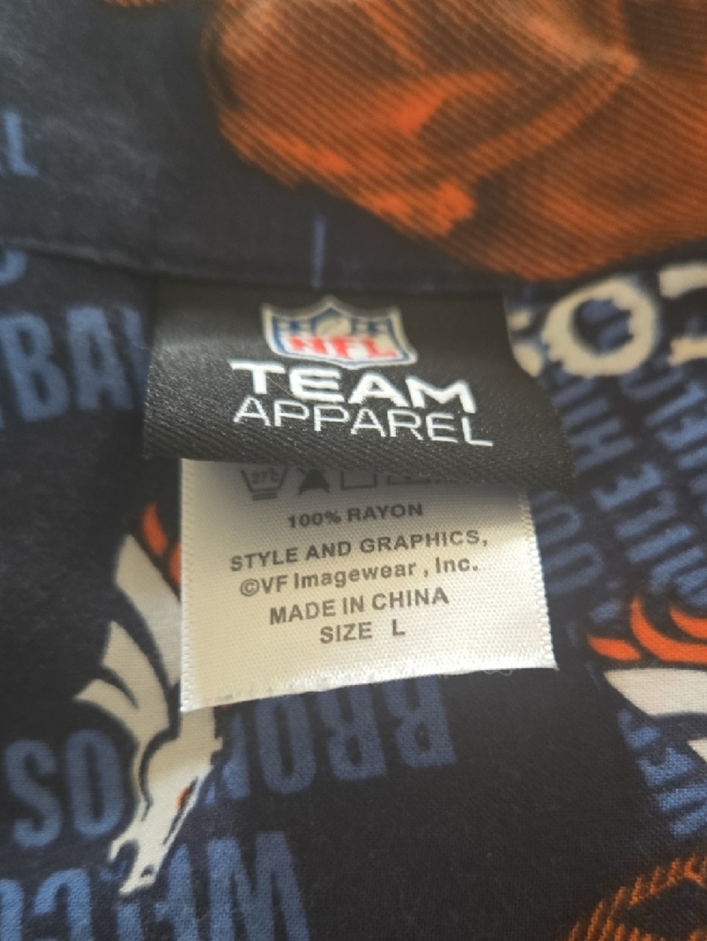 Team Apparel Denver Broncos Navy Blue and Orange Button-Down Shirt - Picture 6 of 11